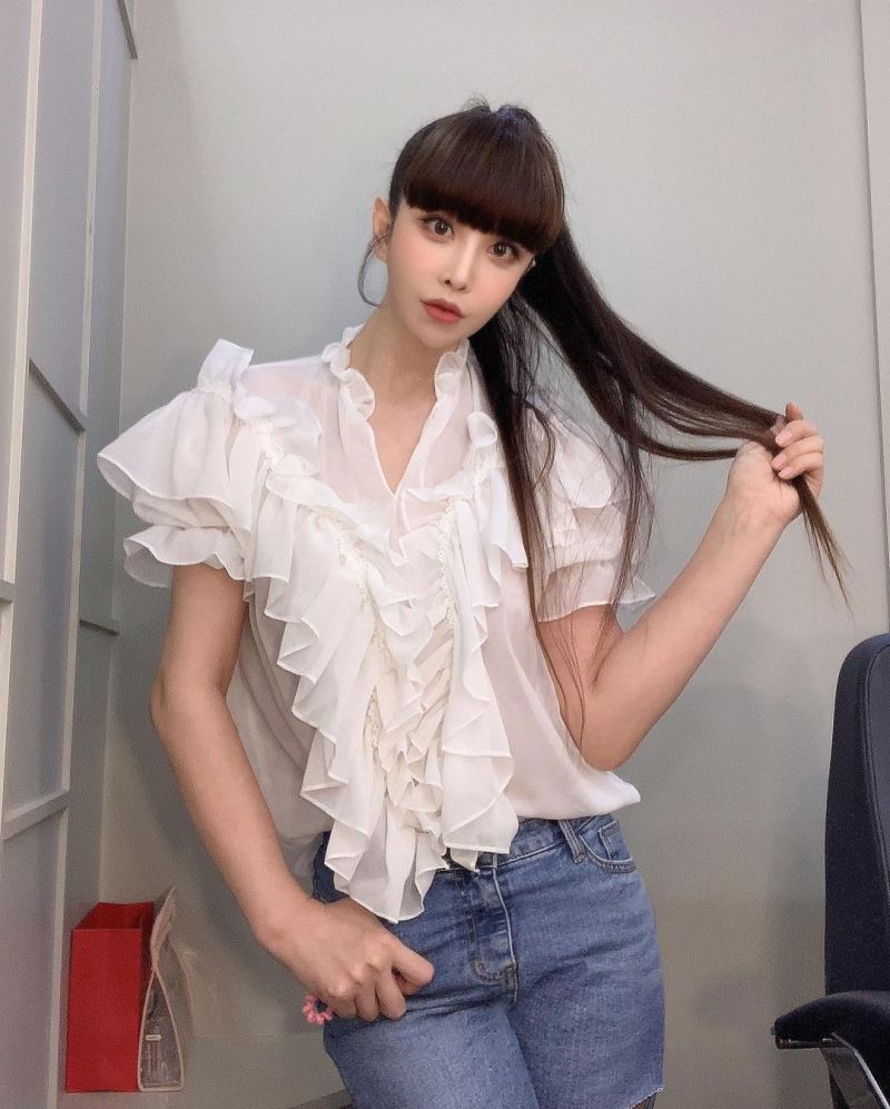 河莉秀(IG@risu_ha)