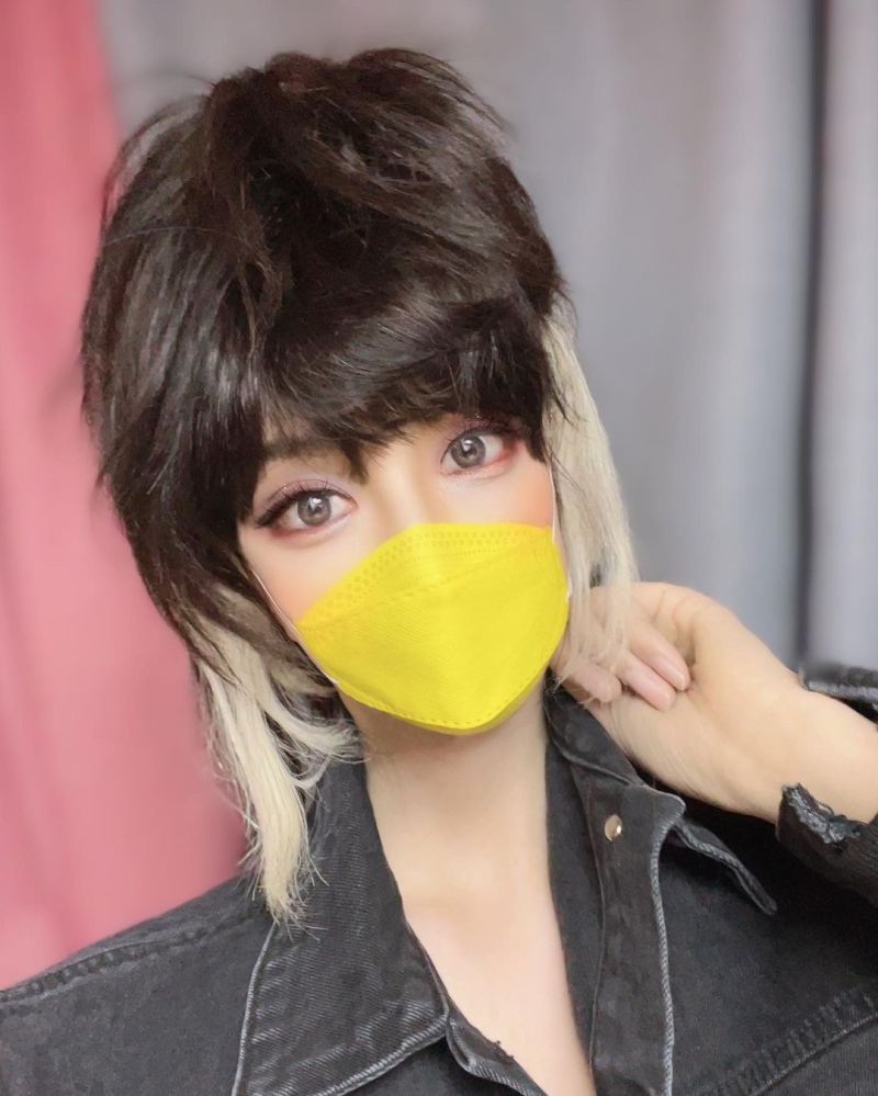 河莉秀(IG@risu_ha)
