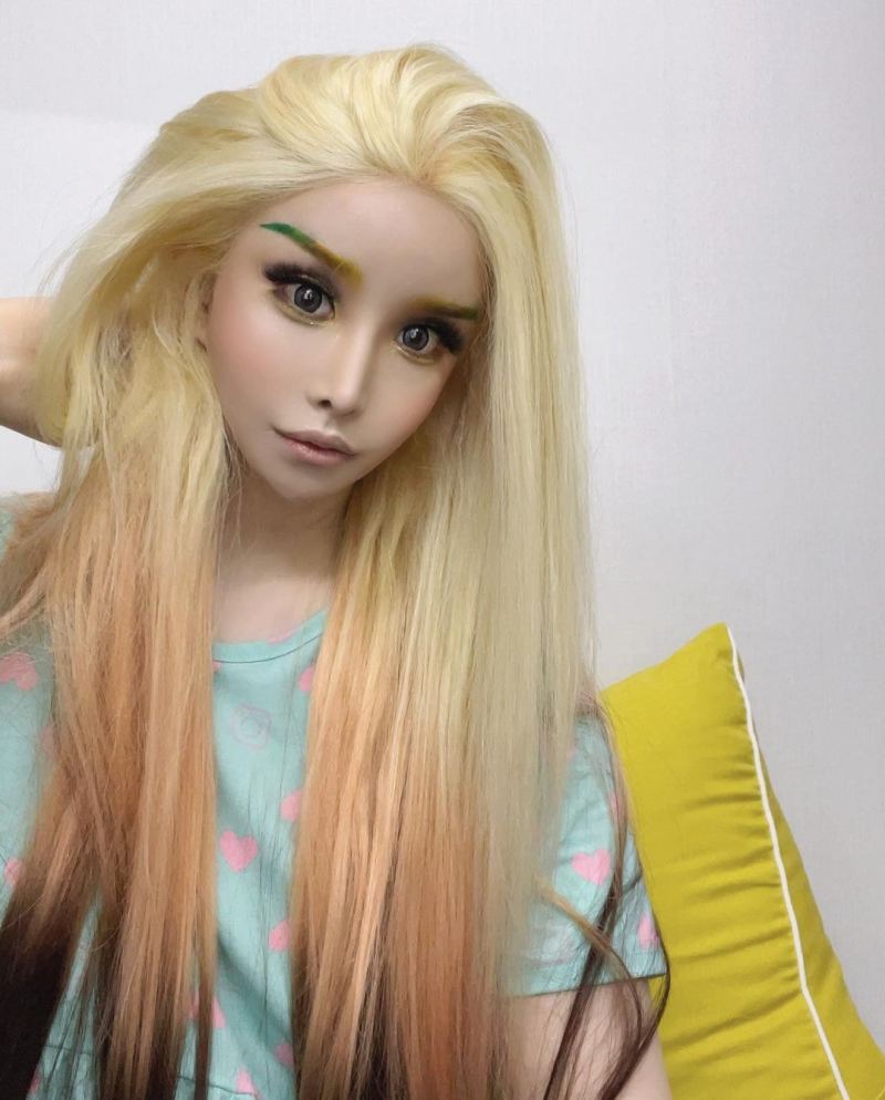 河莉秀(IG@risu_ha)