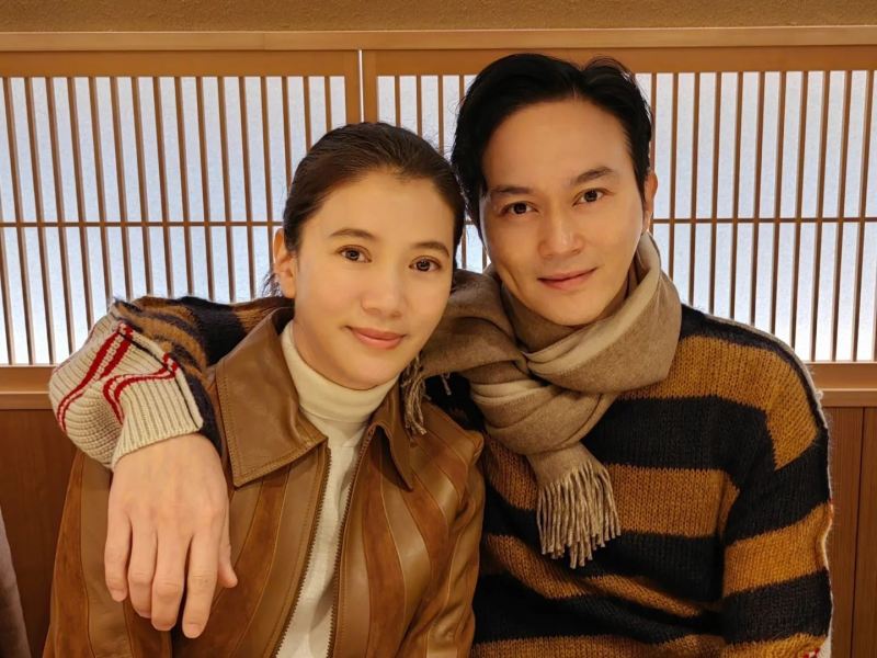 袁咏仪和张智霖。(IG@anitayuenwy)