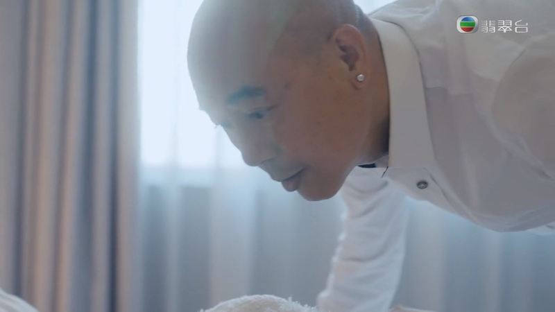 李成昌已经顾不得是谁 (《美丽战场》截图)