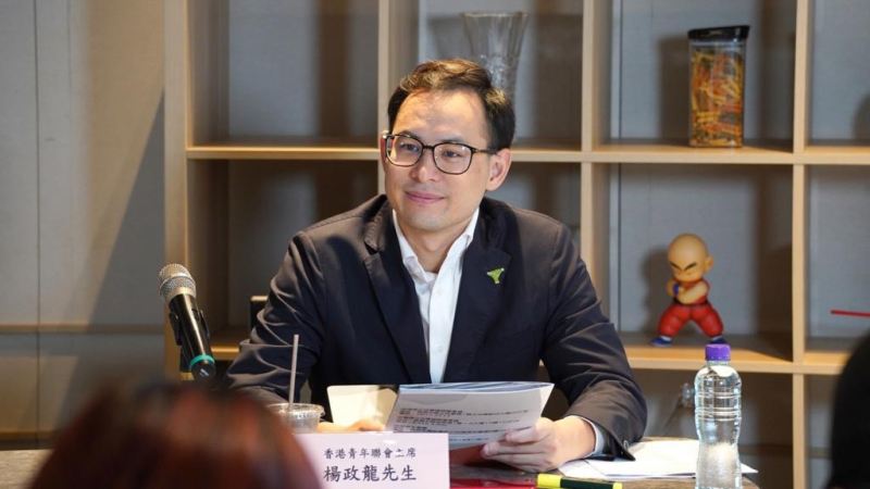 杨政龙。
