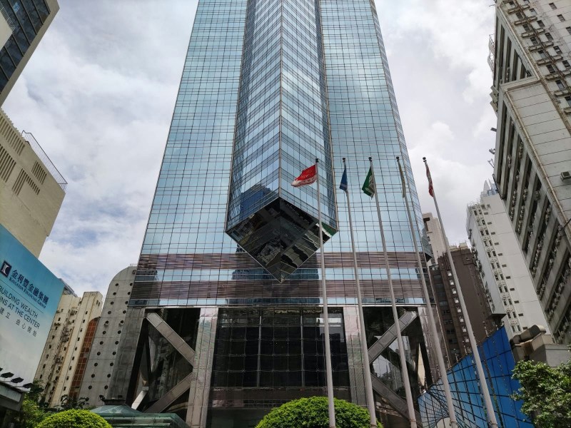 君豪集团石金禹低价出售中环中心79楼全层,亏损超4亿港元 君豪集团石金禹低价出售中环中心79楼全层,亏损超4亿港元
