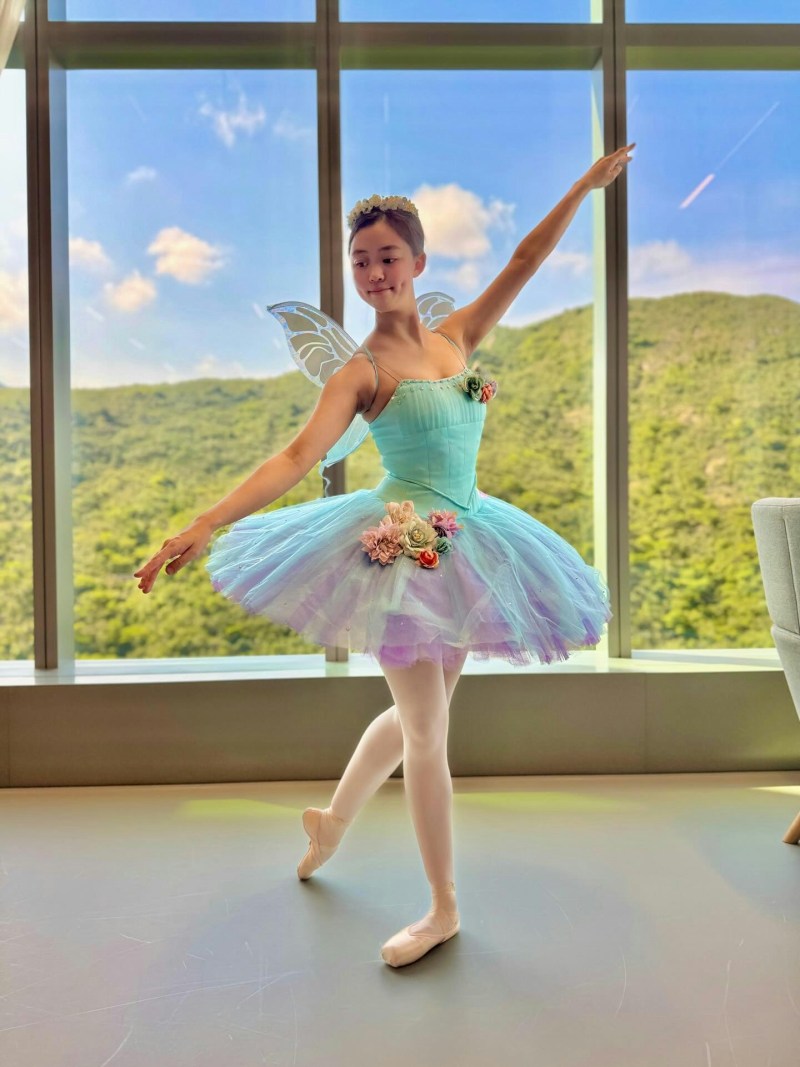 跳芭蕾舞。(IG@aspenlaumusic)