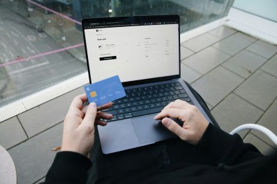 網購信用卡12大｜Black Friday/HKTVmall/iHerb　最高現金回贈8%-硕谷新闻聚合