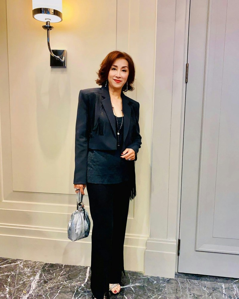 高贵。(IG@chan_sau_chu)