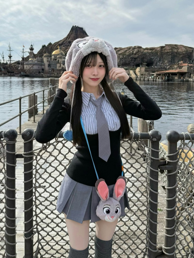 21岁日本AV女优清野咲（X@saki_seino）