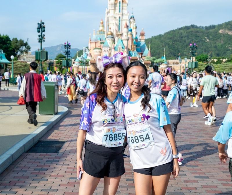 朱凯婷与女儿Sherly。(IG@heidichuhoiting)