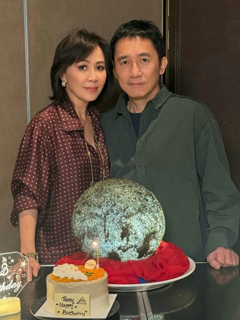 刘嘉玲与梁朝伟(IG@carinalau1208)