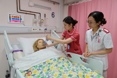 李家超回應張宇人爭議：堅持本地人才優先，盼各界共謀醫療人力規劃-硕谷新闻聚合