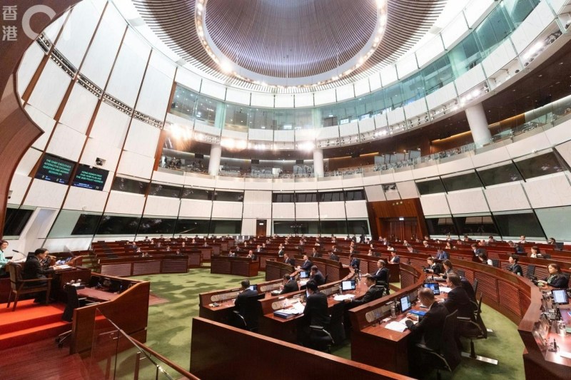 立法会修正案频现撤回风波,议员自律机制受考验 立法会修正案频现撤回风波,议员自律机制受考验