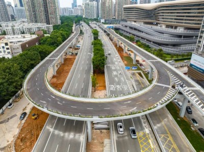 广东书记黄坤明实地视察新皇岗口岸，官媒确认近日正式开通-硕谷新闻聚合