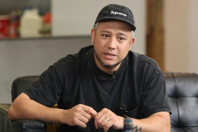 张致恒曝光澳门债主聊天记录 欠四万协商还两万被指当行善-硕谷新闻聚合