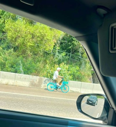 共享單車竟現屯門公路路肩？網民熱議：莫不是趕去單車節-硕谷新闻聚合