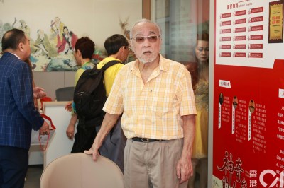 84岁卢海鹏中山开骚儿子捧场：精神饱满跑步不停-硕谷新闻聚合