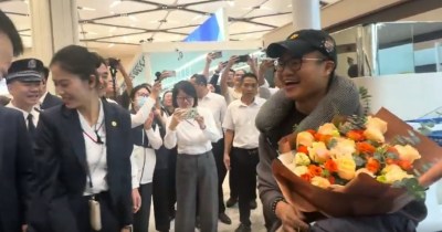 深港新皇岗口岸启用现场：首位通关旅客获赠鲜花，心情十分激动-硕谷新闻聚合