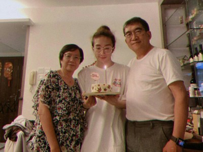 阿Mo李啟言喪父後首度慶生 與母親加拿大感恩度日獲MIRROR成員送祝福-硕谷新闻聚合