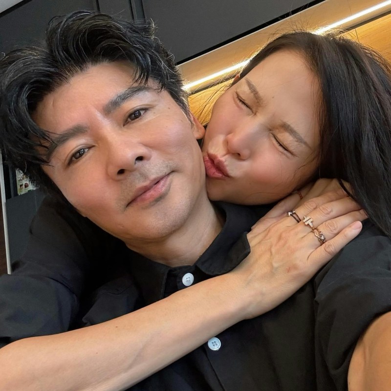 蔡少芬迪士尼身形消瘦引關注,張晉白髮顯蒼老甜蜜餵食閃爆路人-硕谷新闻聚合