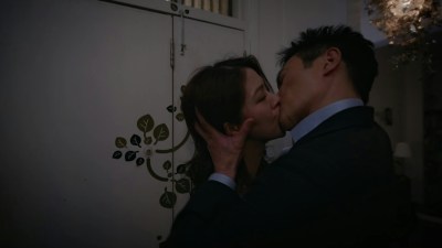 璀璨之城首播引熱議：張智霖陳曉華激情戲爆紅，幕後花絮笑料連篇-硕谷新闻聚合