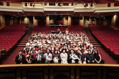 铭贤书院六十载薪火相传：200师生共演《Our Stories》音乐剧-硕谷新闻聚合