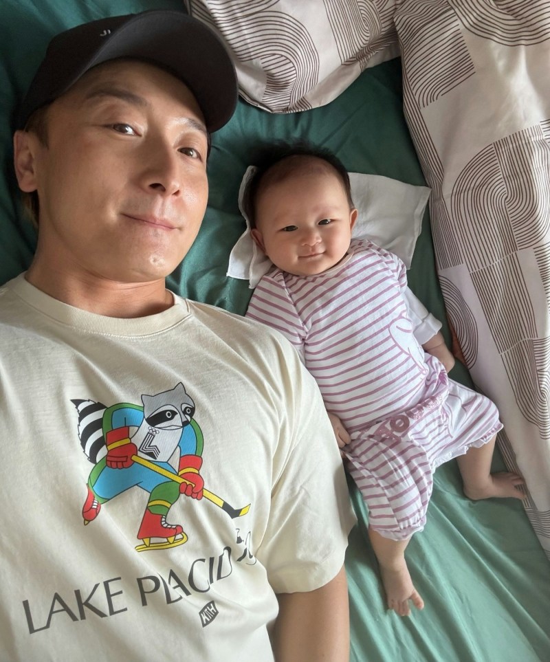 Isla同小方饼印一样!