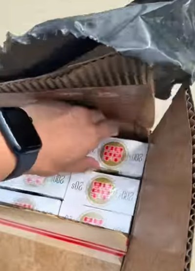 西贡海域现神秘黑箱藏红双喜香烟，海关介入调查私烟源头-硕谷新闻聚合