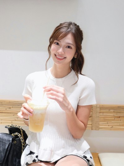游嘉欣回应撞脸MEOVV成员Anna：否认整容，坦言靠运动与医美HIFU提升颜值-硕谷新闻聚合