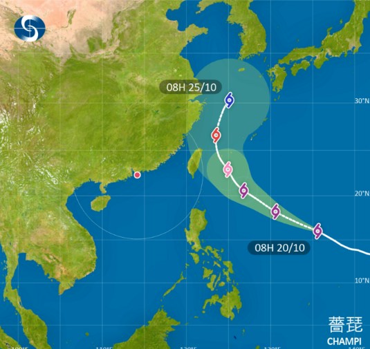 天文台热带气旋位置及路径图,「蔷琵」呈急转弯走势,比之前预测稍远离台湾,更触不了香港800公里范围警戒线。(天文台网页)