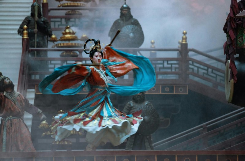 电影《敦煌英雄》的场景美轮美奂。(《敦煌英雄》剧照)