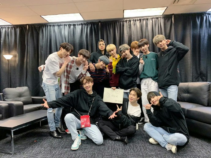 2019年3月4日,崔秀彬作为防弹少年团(BTS)同门师弟团TXT的第二位公开成员正式出道。