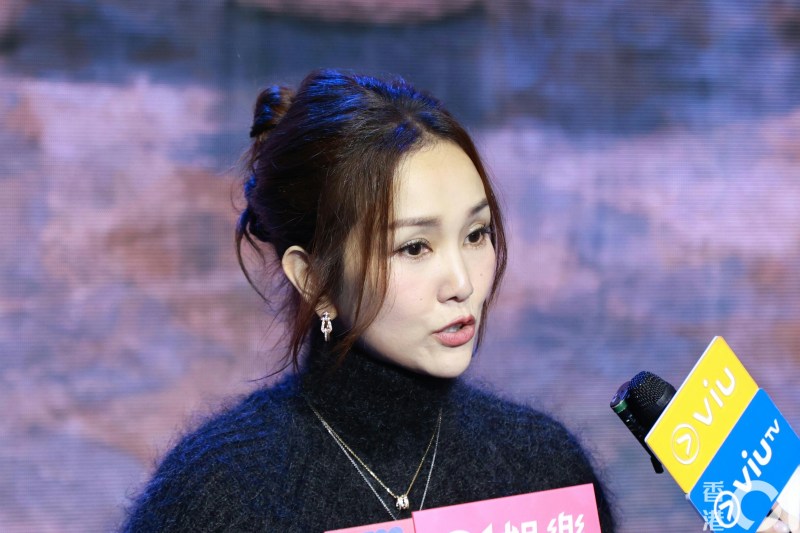谢安琪透露一直申请在红馆开演唱会,但前后申请10次均告失败,自己坦言都感到失望,并开始有其他打算。