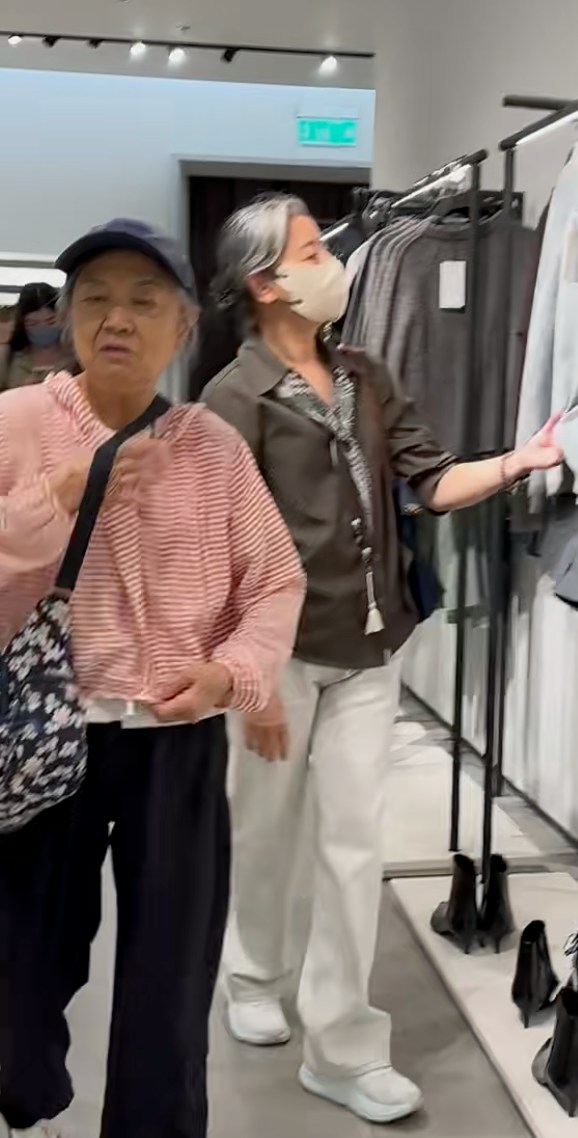 郭晶晶妈妈金钟行服装店。(小红书)