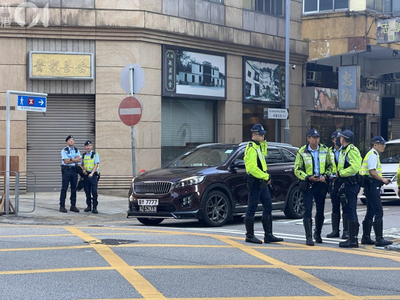 警队最高荣誉送别朱振国:浩园安葬仪式全程直播 警队最高荣誉送别朱振国:浩园安葬仪式全程直播
