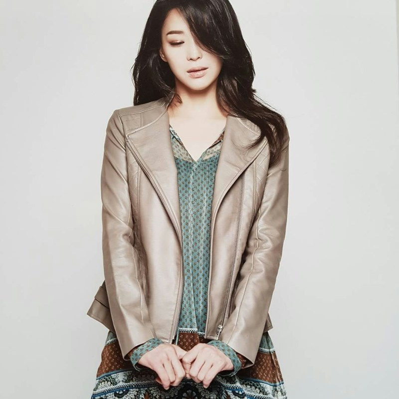 韩高恩(Instagram@hangoeun310)