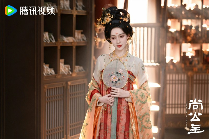 《尚公主》上线仅两小时,腾讯平台热度指数火速突破24,000大关,并登上多个社交平台的热门讨论榜。(微博@尚公主官微)