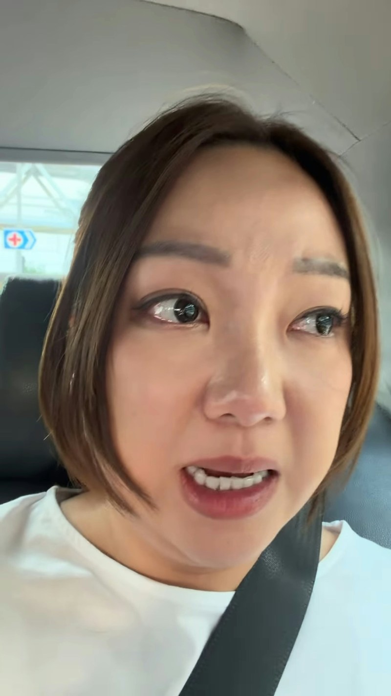 妹头发文写道:「剧场人成日话『死亡第二场』,真系唔信都唔得,突然失声,原来真系好惊!个惊系惊对唔住买左飞入场睇嘅观众朋友,同影响个戏。」(IG@aiyanalo)