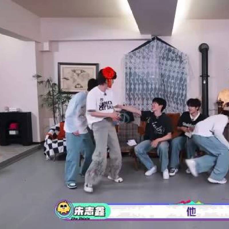 张泽禹身份曝光后羞红催票：卧底反应太真实-硕谷新闻聚合